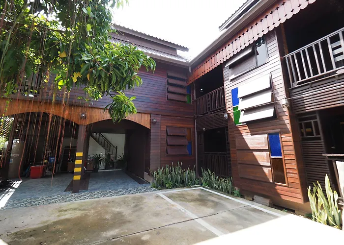 Khuang Chang Kam ข่วงช้างค้ำ