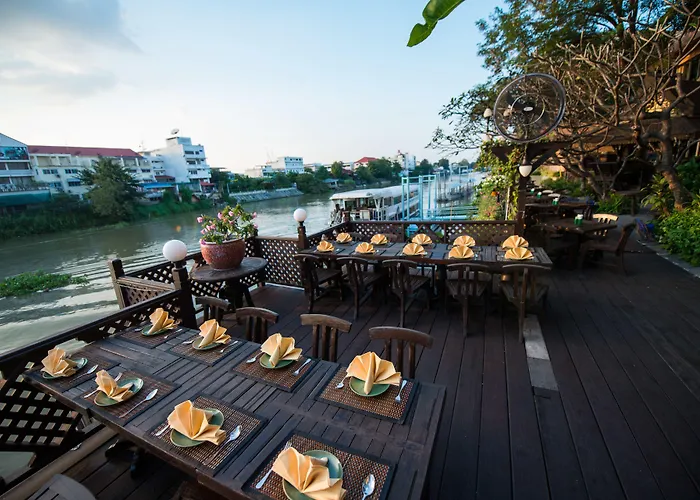 Krungsri River Hotel