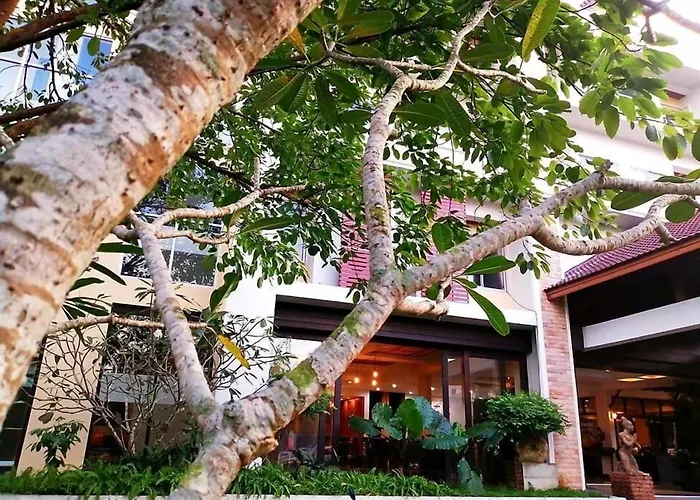 Nana Buri Hotel