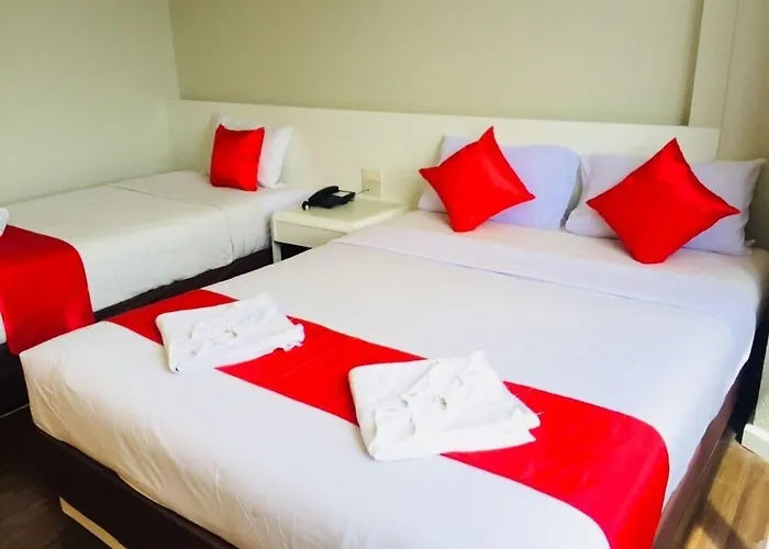 River Grand Hotel