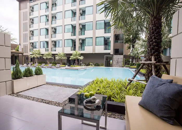 The Crystal Hotel Buriram - Formerly X2 Vibe Buriram