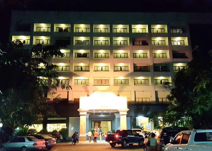 Grand Park Hotel