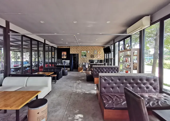 De Coco House