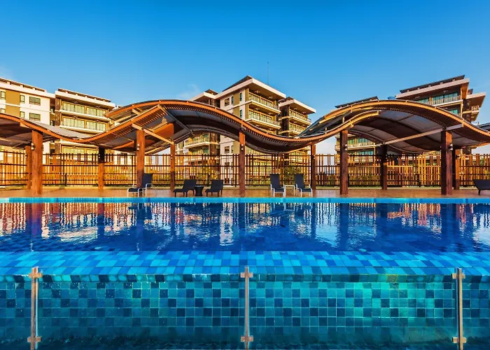 Chalong Miracle Lakeview Phuket
