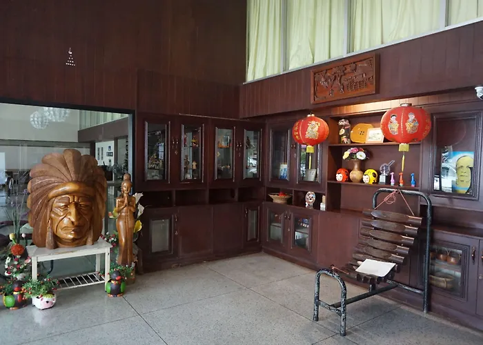 Supak Hotel