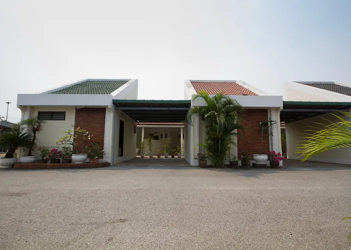 Bualuang Hotel