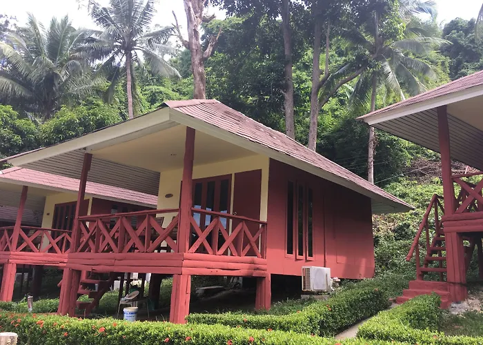 Koh Ngai Resort