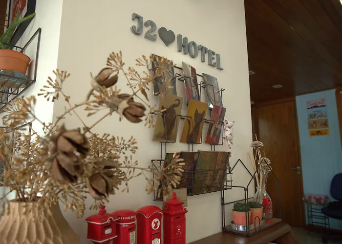 J2 Hotel Maesot