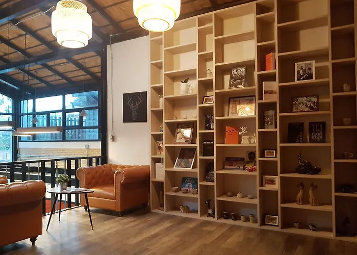 Baan Mai Kradan Hostel Chiang Rai