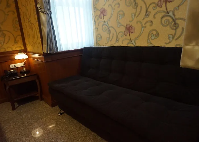 Nartsiri Hotel