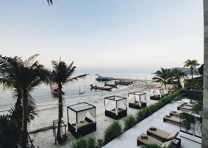 The Beach Samui Taling Ngam 