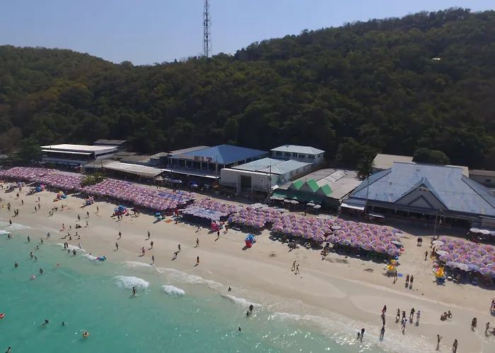 Tawaen Beach Resort