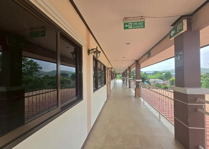 Phaiboon Hotel & Resort