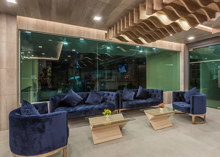 Evergreen Suite Hotel