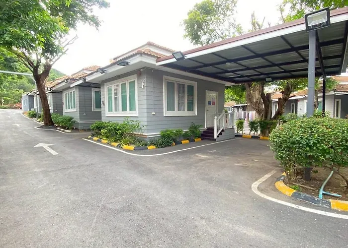 Baan Dara Resort