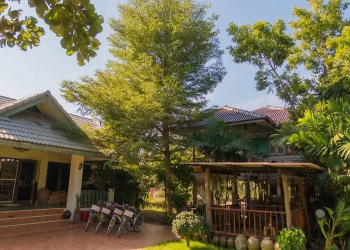 Plus Hostel Ayutthaya