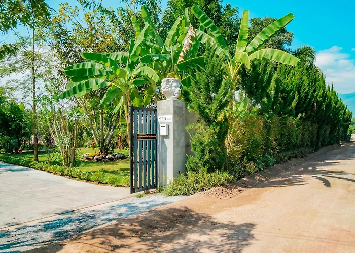 Farinda Resort&Pool Villa