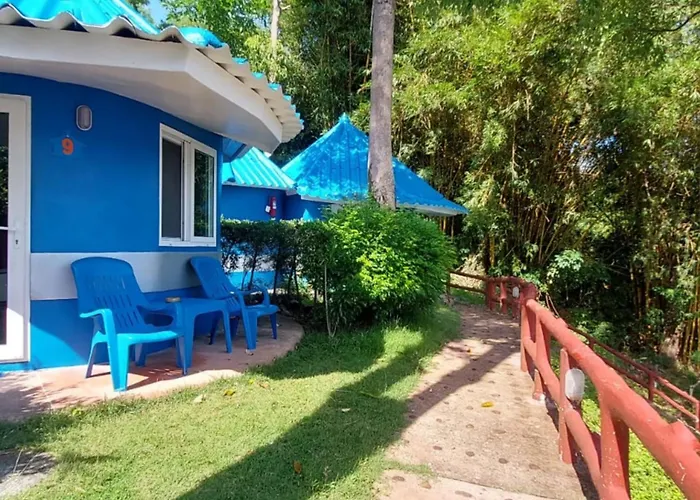 Koh Mak Buri Hut Natural Resort