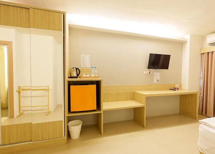 Prom Ratchada Hotel