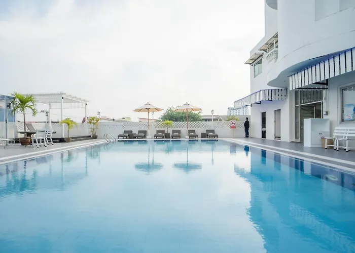 Thongtarin Hotel Surin