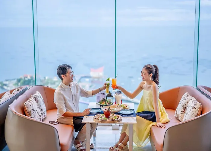 Oakwood Hotel & Residence Sri Racha