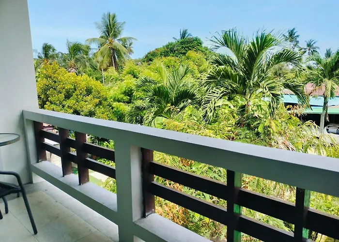 Jigsaw Cafe & Resort