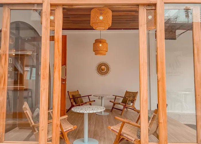 Little Wild Hostel Khaosok