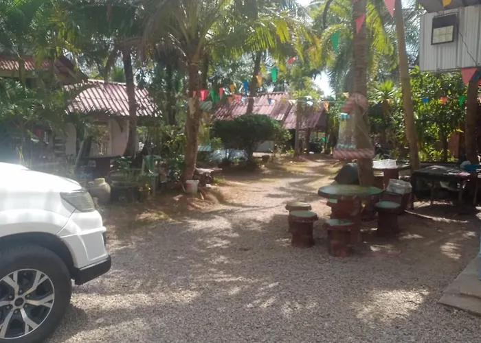 Saithai Forest Homstay