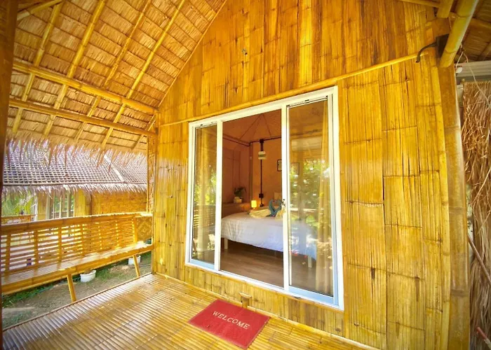 Blue Sea Lanta Coco Huts บ้านพร้าวลันตา