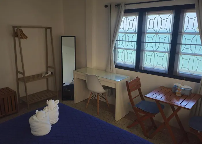 2Bedrooms Beachfront House With Fast Wifi