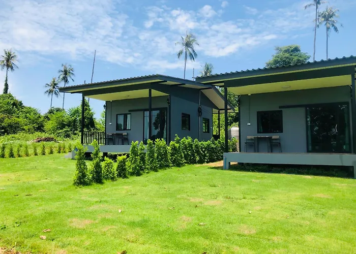 Baan Mak Phrao บ้านหมากพร้าว