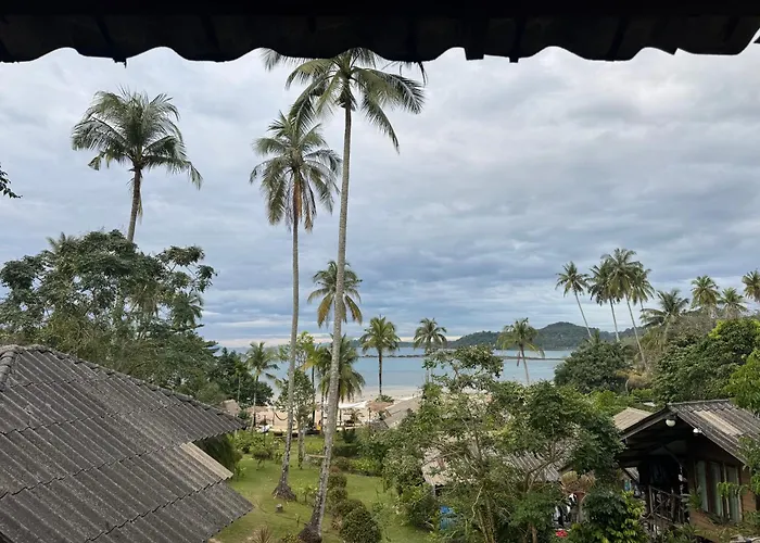 The Ngamkho Beach Resort