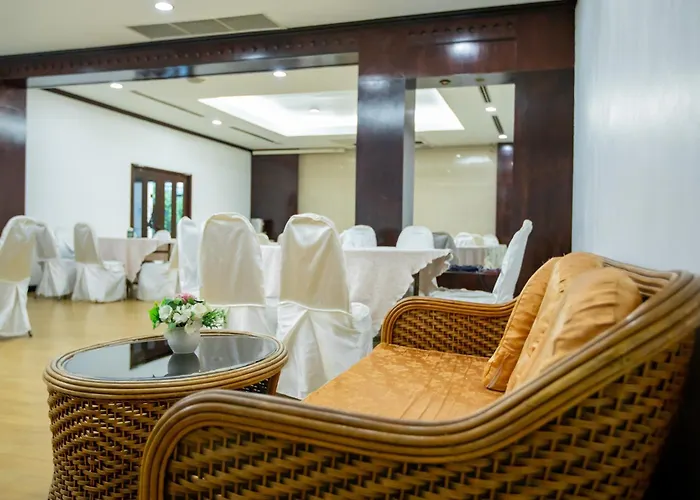 Royal Diamond Hotel