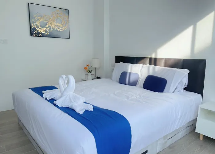A&J Holiday Villa