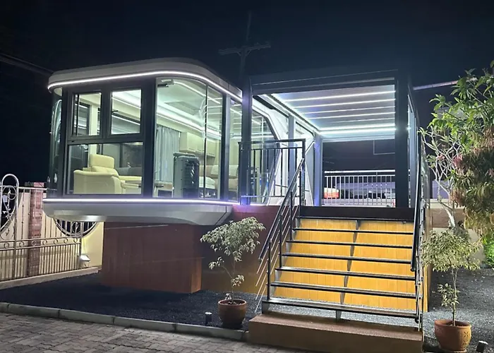 Luxury Capsule Haus Phuket