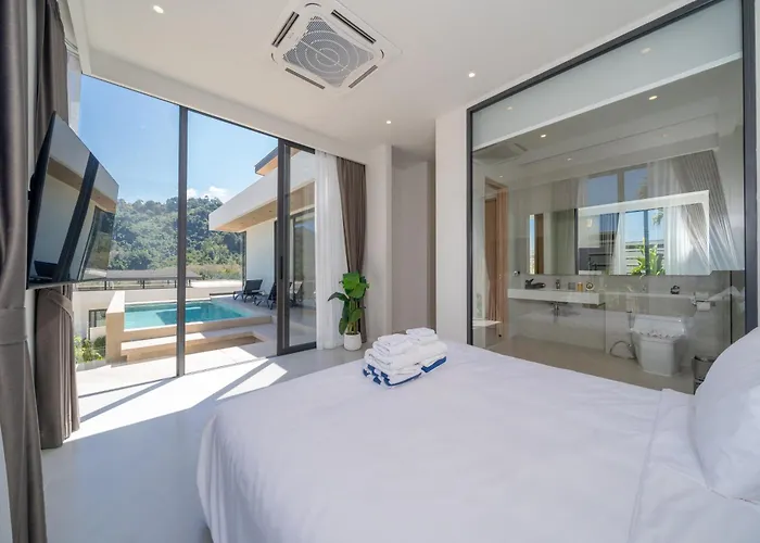 Villa With Mountain Views