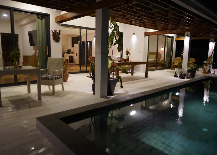 Green 2 Bd Garden Villa With Swimming Pool And Unique Furniture