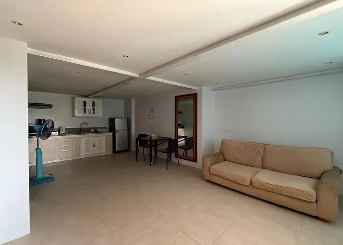 Hillside Seaview Residence, Karon