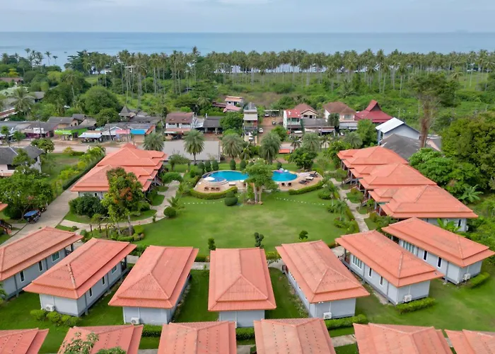 Lanta Lapaya Resort