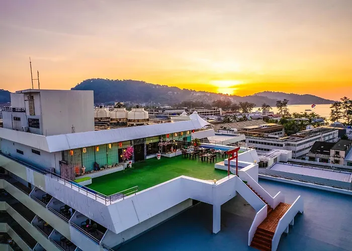 Patong Resort Hotel - Sha Extra Plus