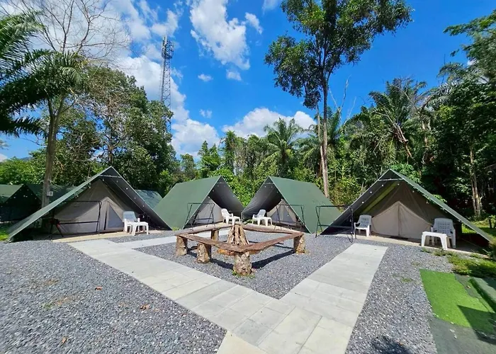 Nahm Khao Sok Hostel And Camping