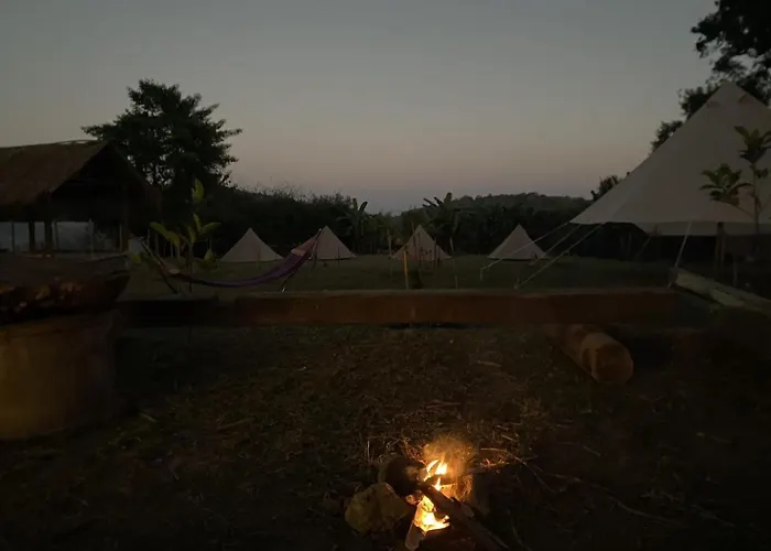 Amazing Mountain Camping, Bar&Grill