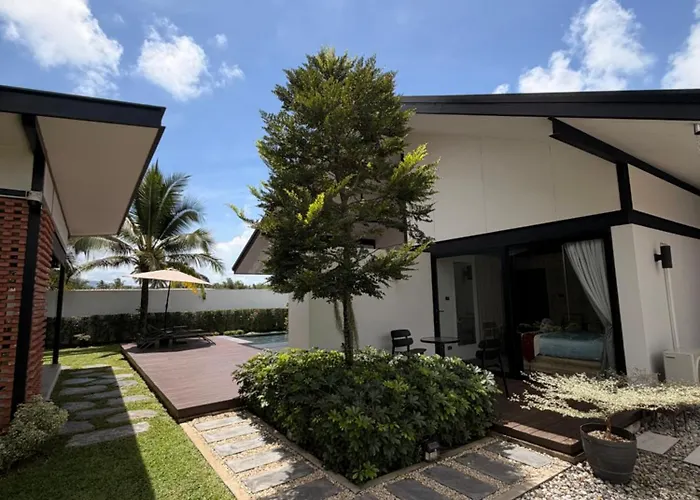 913 Luxury Pool Villa Khaolak