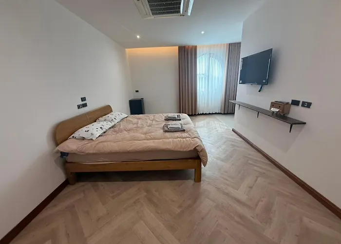 S77 Good View