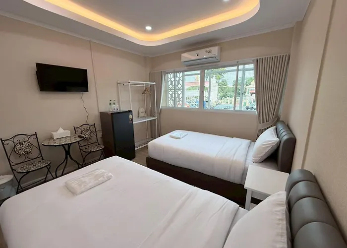 Lopburi Sity Hotel โรงแรมลพบุรี ซิตี้