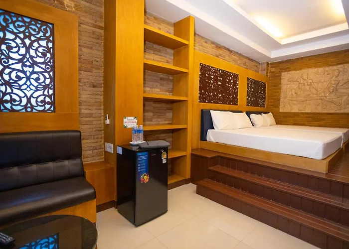 โรงแรมบ้านสวนรีสอร์ท ชลบุรี