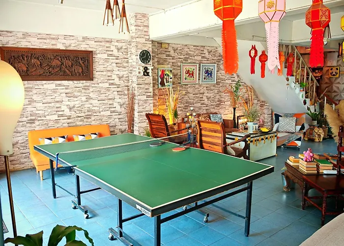 Bed And Terrace Guesthouse Chiang Mai