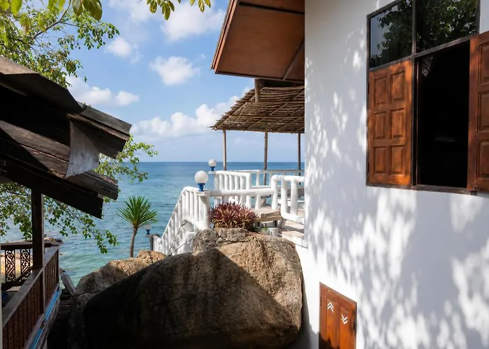 Secret Place Hotel And Restaurant Haad Yao