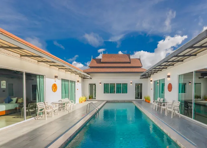Phuket La Siesta, Naiharn Beach