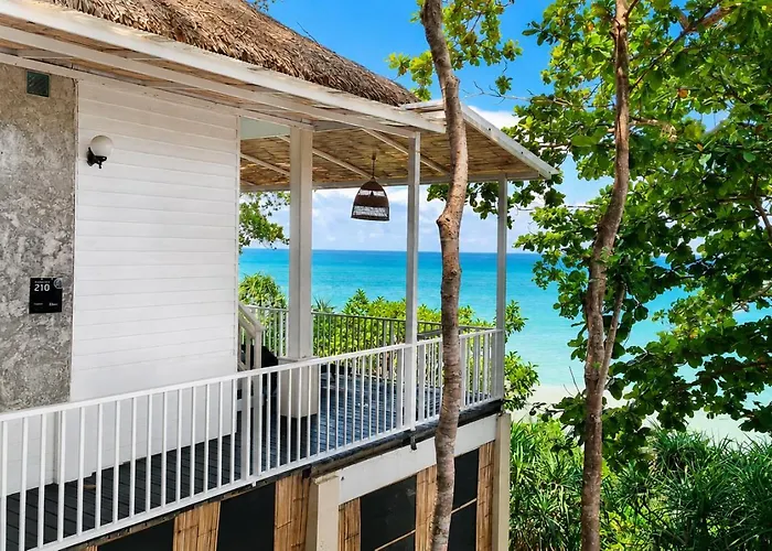 Moonlight Bay Resort